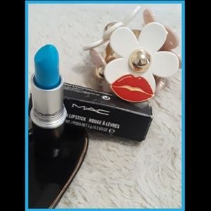 *MAC MATTE LIPSTICK💄COLOR: DREAMPOT*